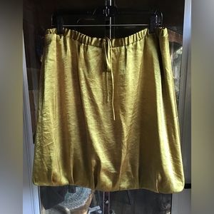 Simply Vera Short Gold Bubble Skirt